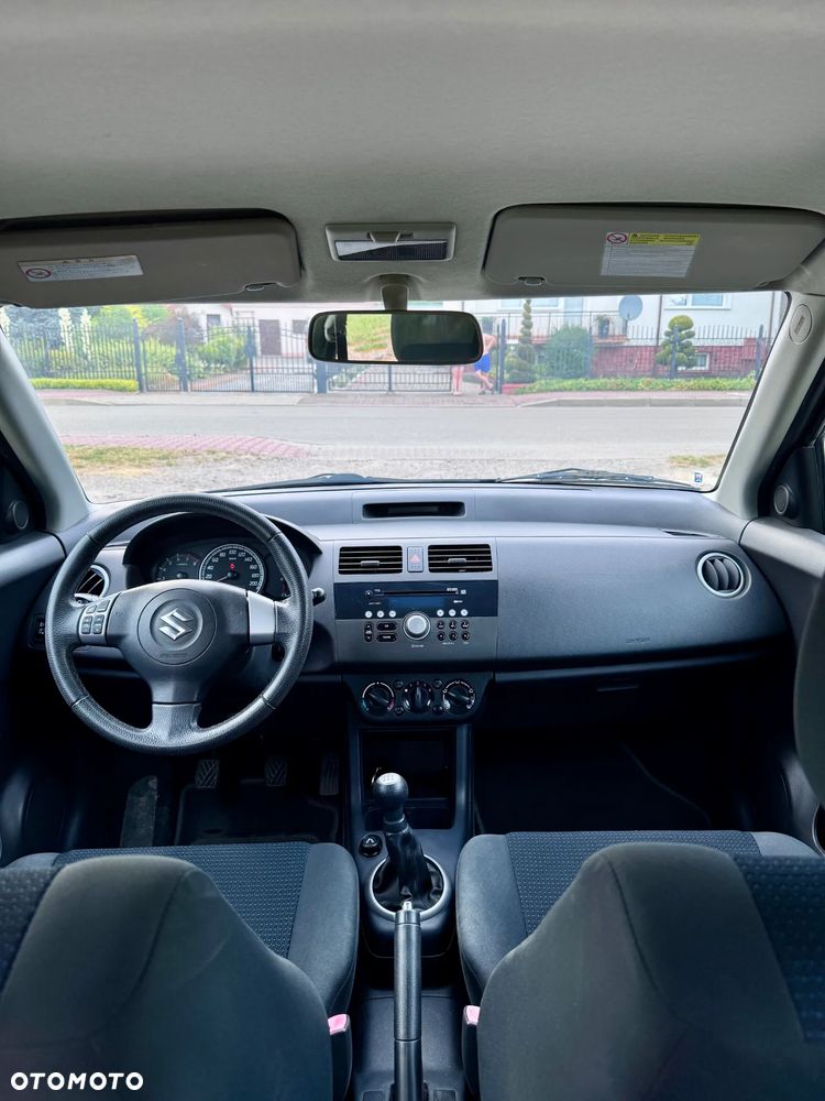 Suzuki Swift 1.3 Club - 14