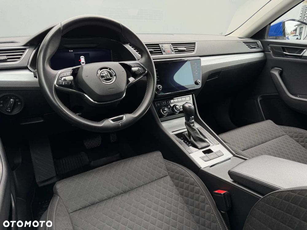 Skoda Superb 2.0 TDI SCR Ambition DSG - 11