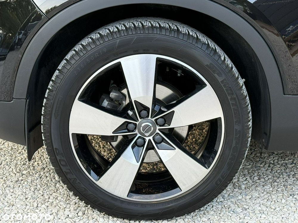 Volvo XC 40 T3 Momentum Pro - 9