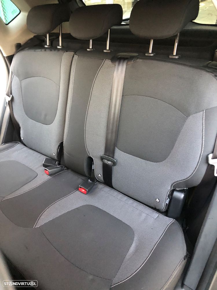 Renault Captur 1.5 dCi Exclusive - 25