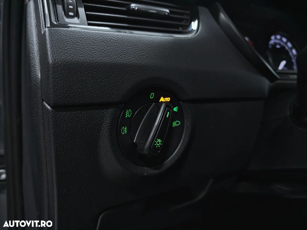 Skoda Octavia 2.0 TDI DSG Edition - 15