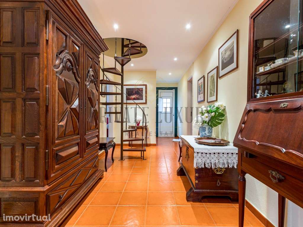 Quinta com moradia e salão de eventos em Azeitão - Grande imagem: 4/25