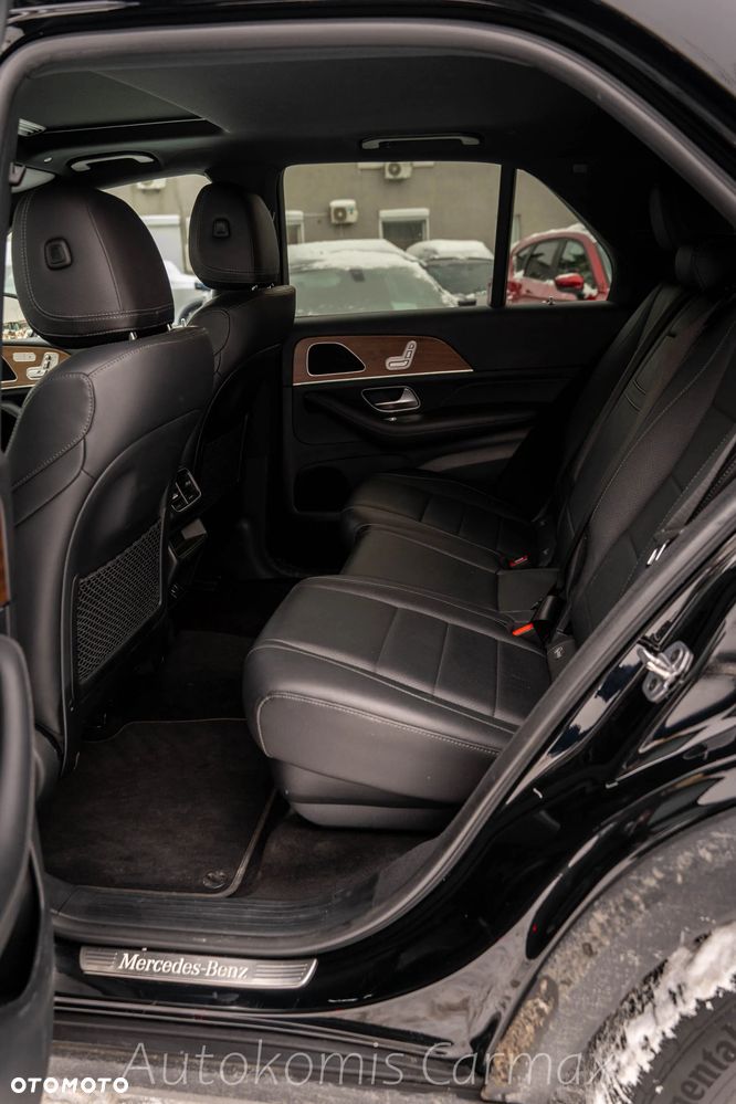 Mercedes-Benz GLE - 23