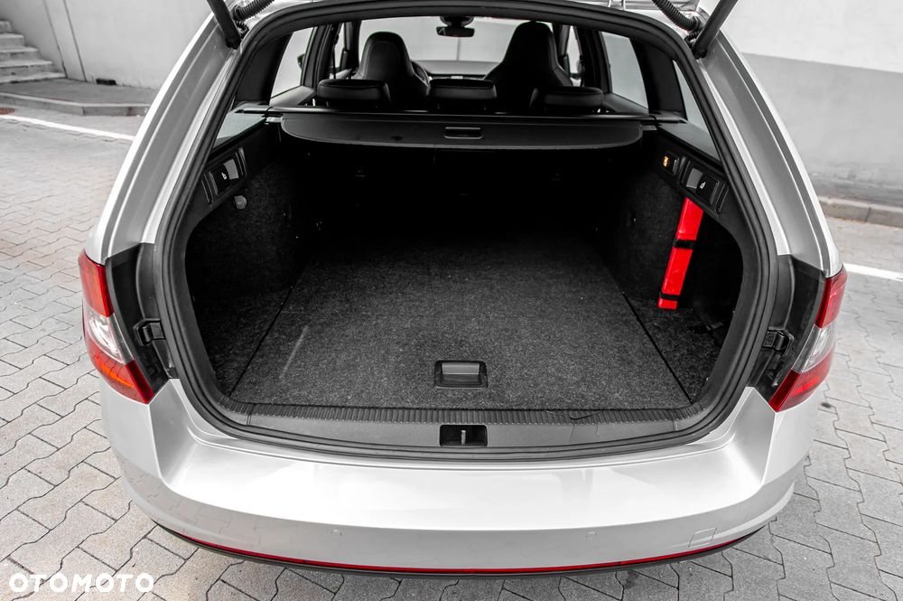 Skoda Octavia 2.0 TSI RS 230 - 34