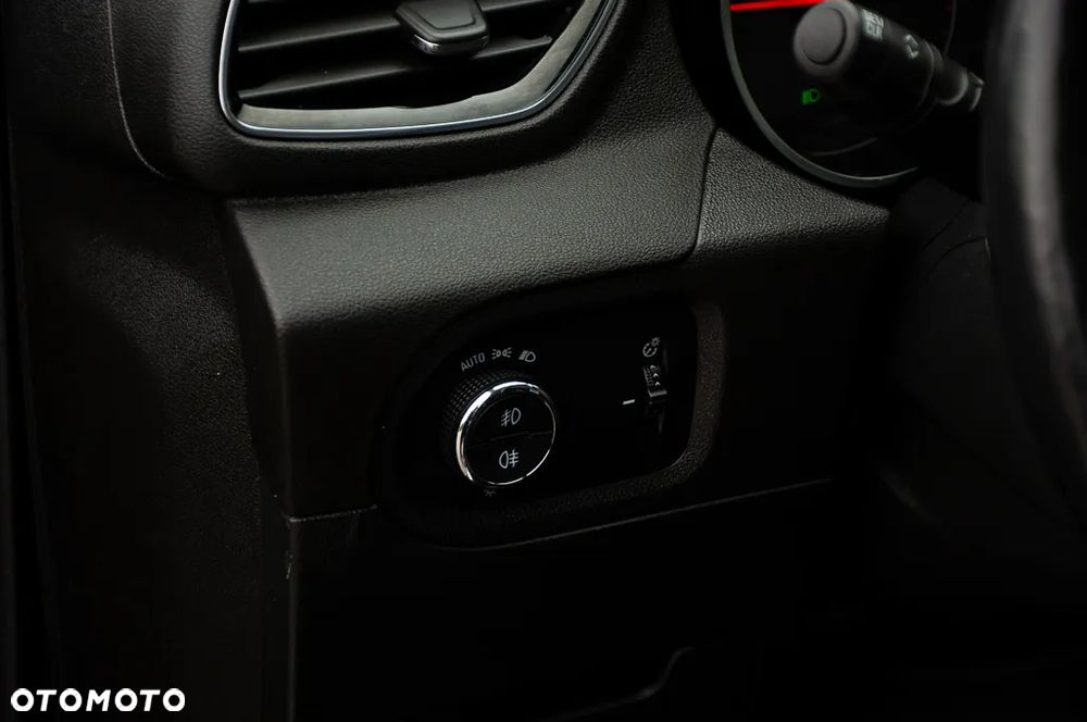 Opel Grandland X 1.5 D Start/Stop Business INNOVATION - 38