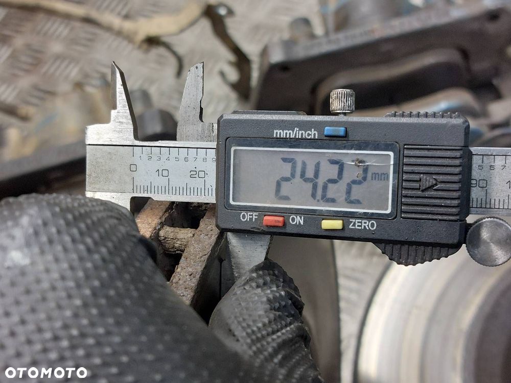 TARCZE HAMULCOWE PRZÓD + KLOCKI + ZACISKI VOLVO S80 I 2.5 TDI - 4