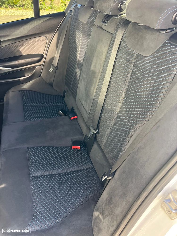 BMW 118 d M Sport - 11