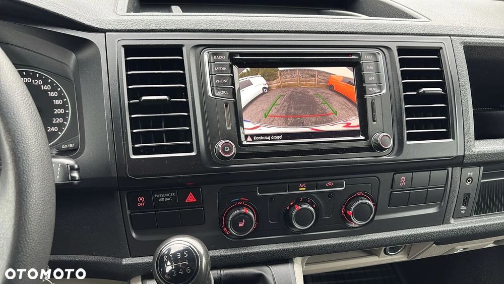 Volkswagen Transporter T6 - 14