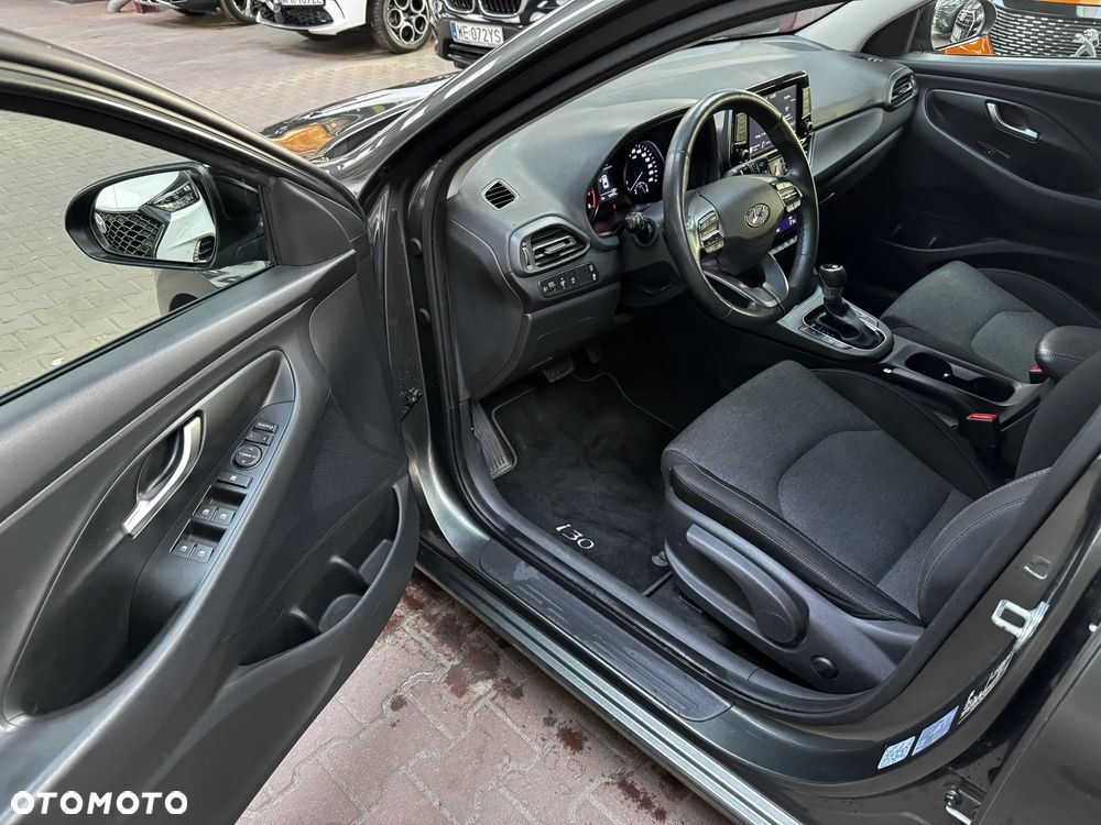 Hyundai i30 1.5 T-GDI 48V Smart DCT - 11