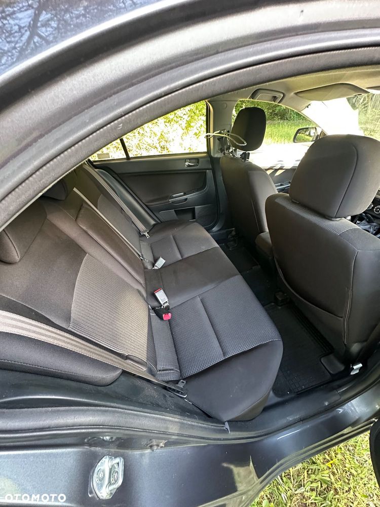 Mitsubishi Lancer 1.6 Invite - 20