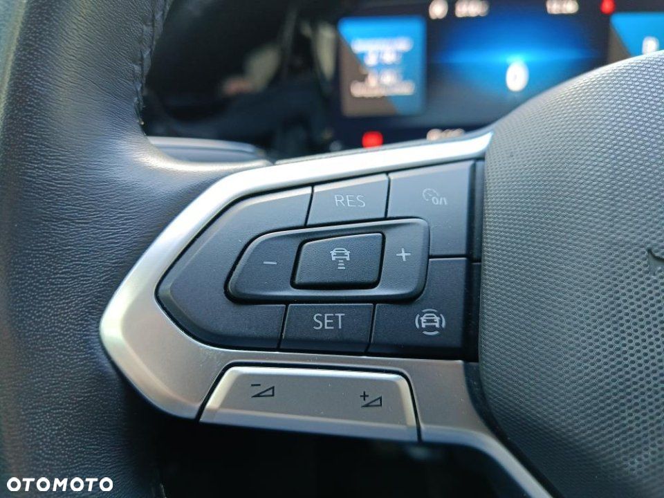 Volkswagen Golf - 12
