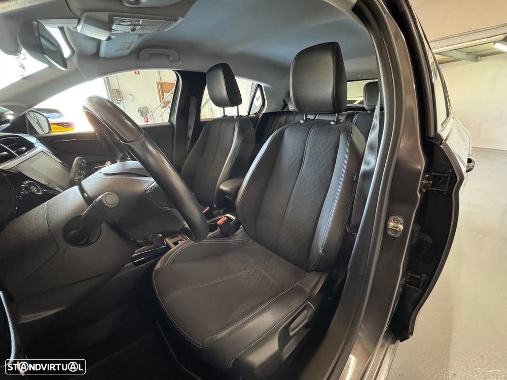 Opel Corsa 1.2 T Edition - 15