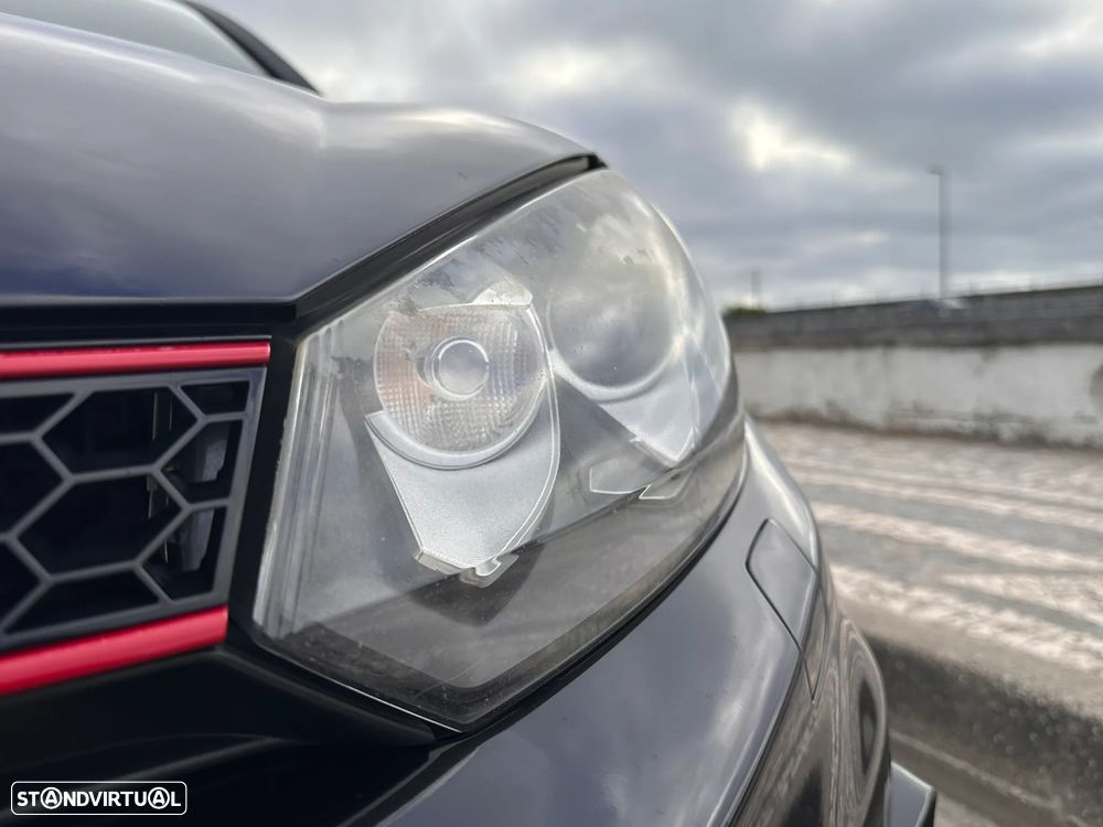 VW Golf 2.0 GTI - 16