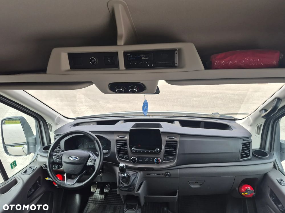 Ford Transit - 11