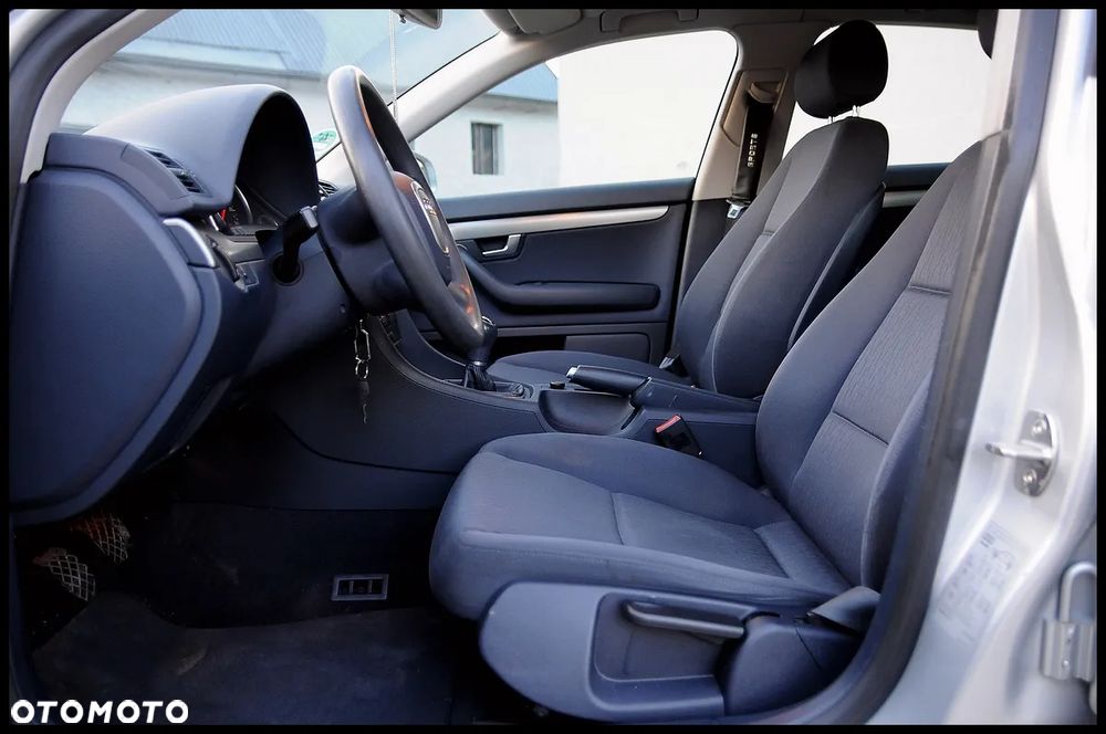 Audi A4 Limousine - 25