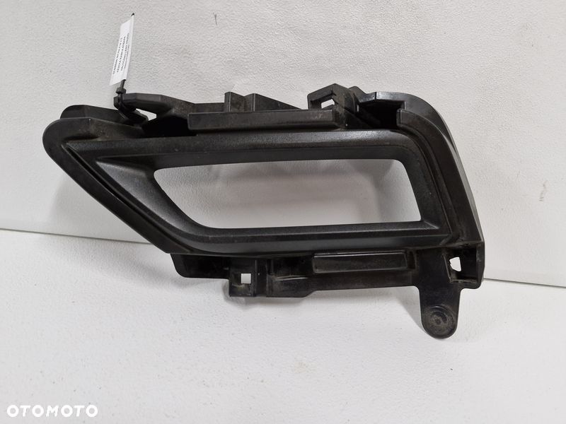 NISSAN MICRA K14 V 5 KRATKA RAMKA ATRAPA HALOGENU LEWY PRZÓD 622575FA0A - 2