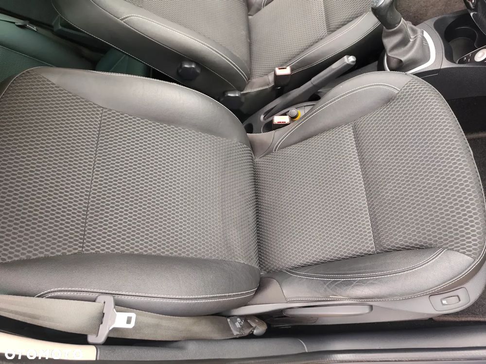 Renault Clio 1.2 16V TCE Luxe - 18