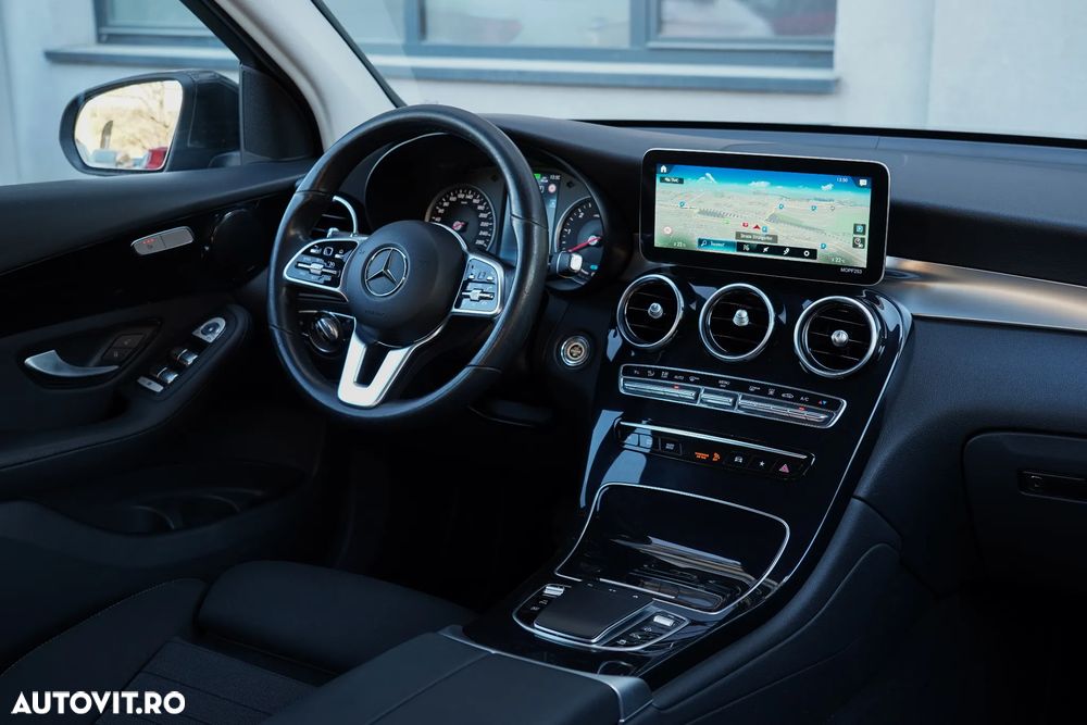 Mercedes-Benz GLC 300 de 4Matic 9G-TRONIC - 11