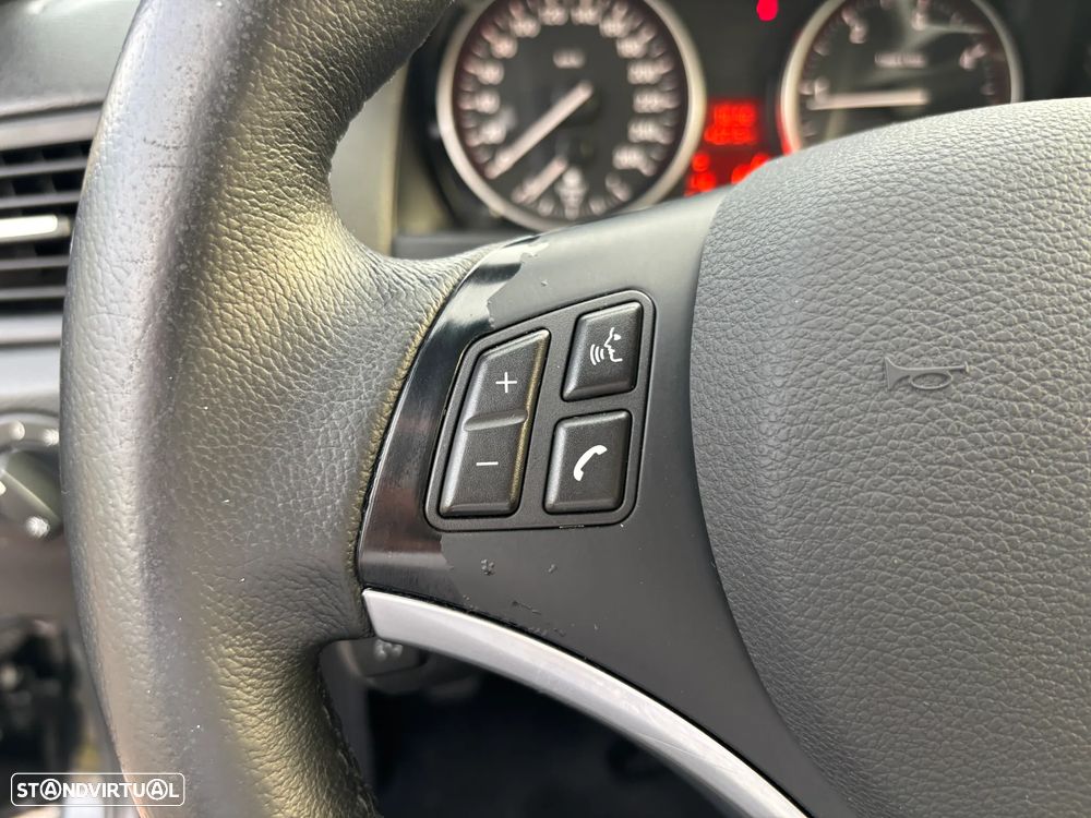 BMW X1 18 d sDrive - 15