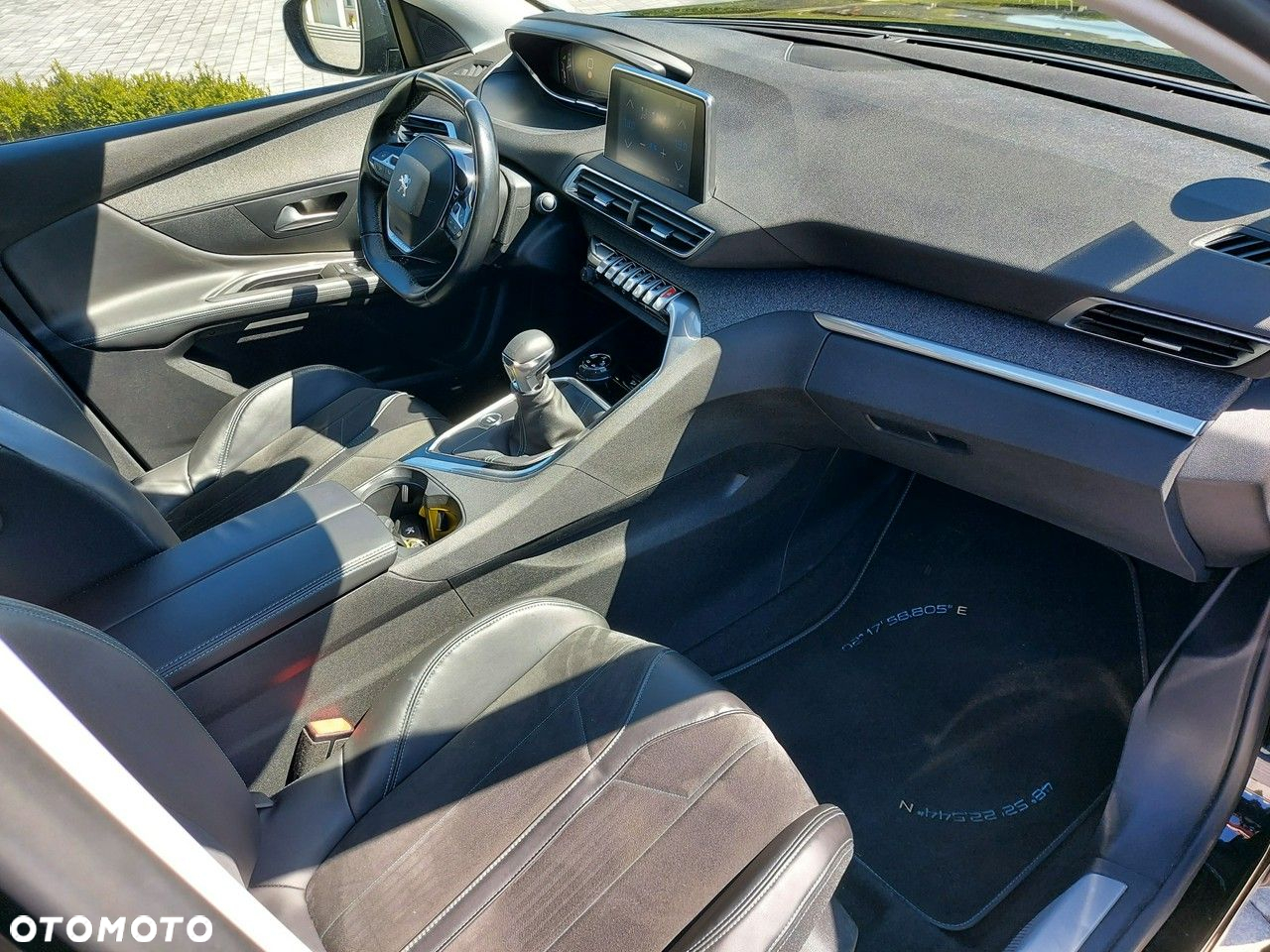 Peugeot 3008 - 11