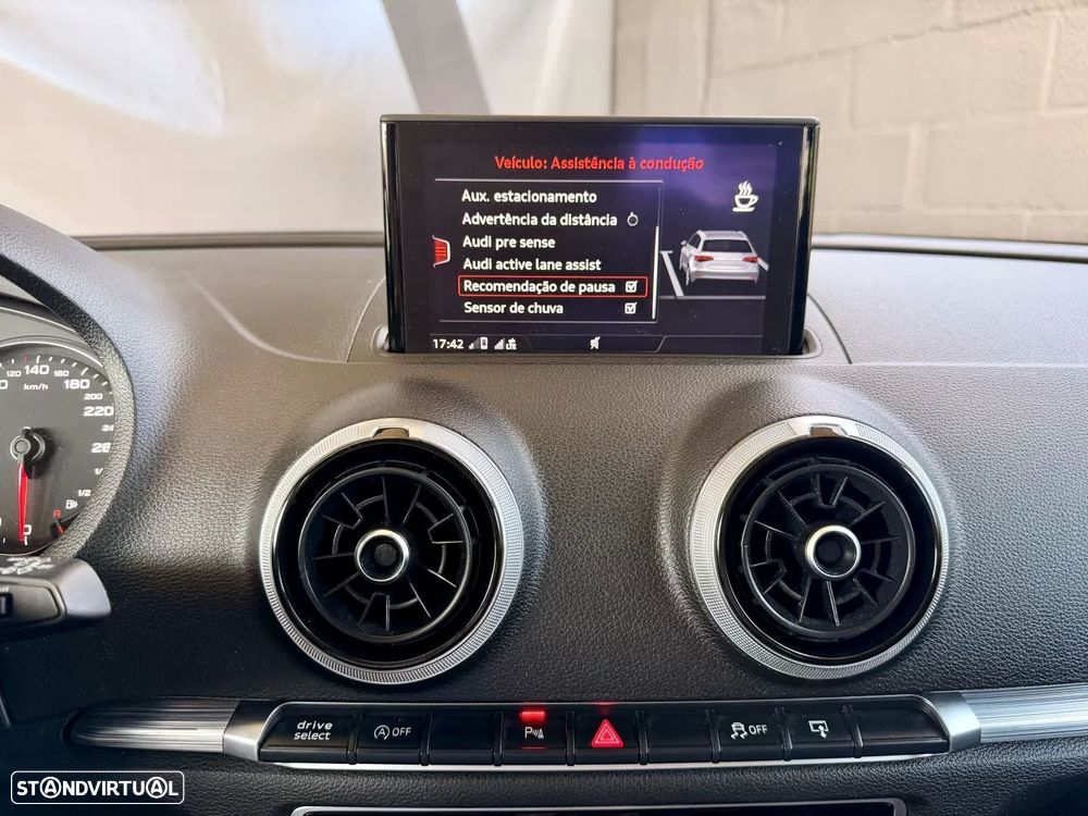 Audi A3 Sportback 2.0 TDI S tronic S line Sport Pack - 19
