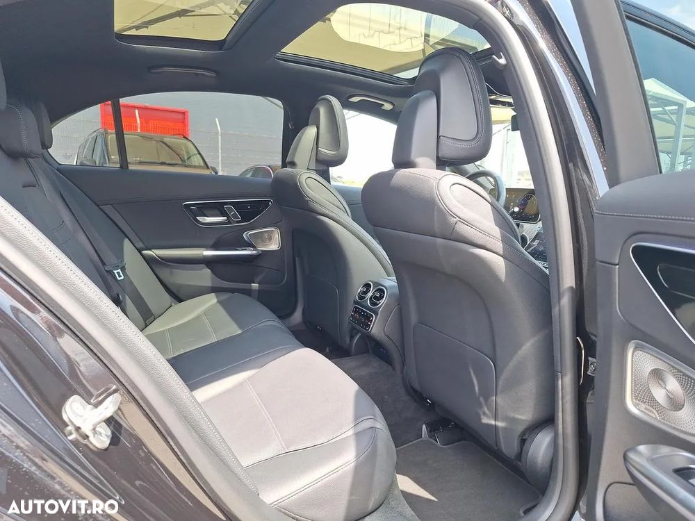 Mercedes-Benz C 300 MHEV 4MATIC - 15