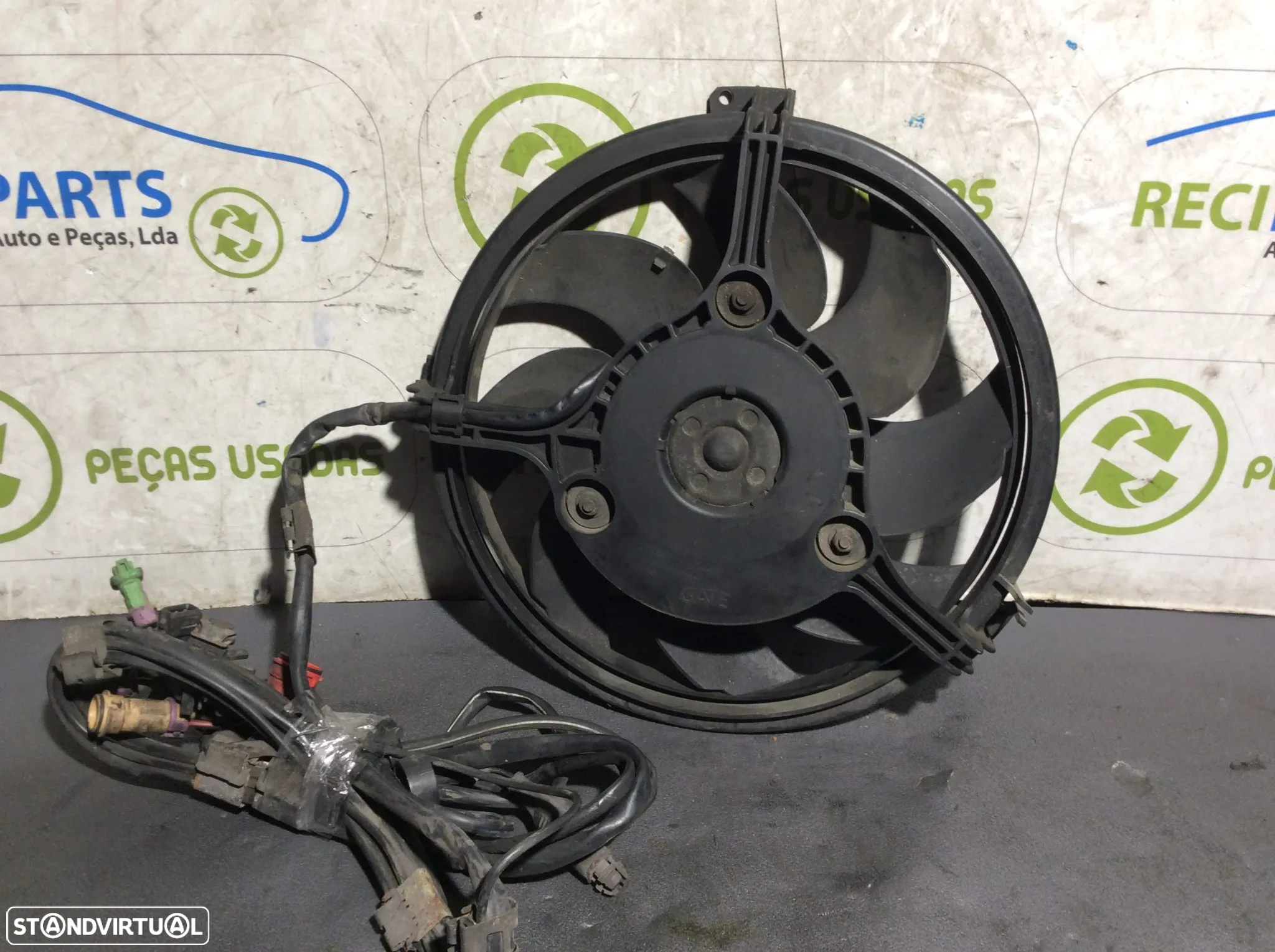 Ventilador do radiador Audi A4 1.9 TDi - 2