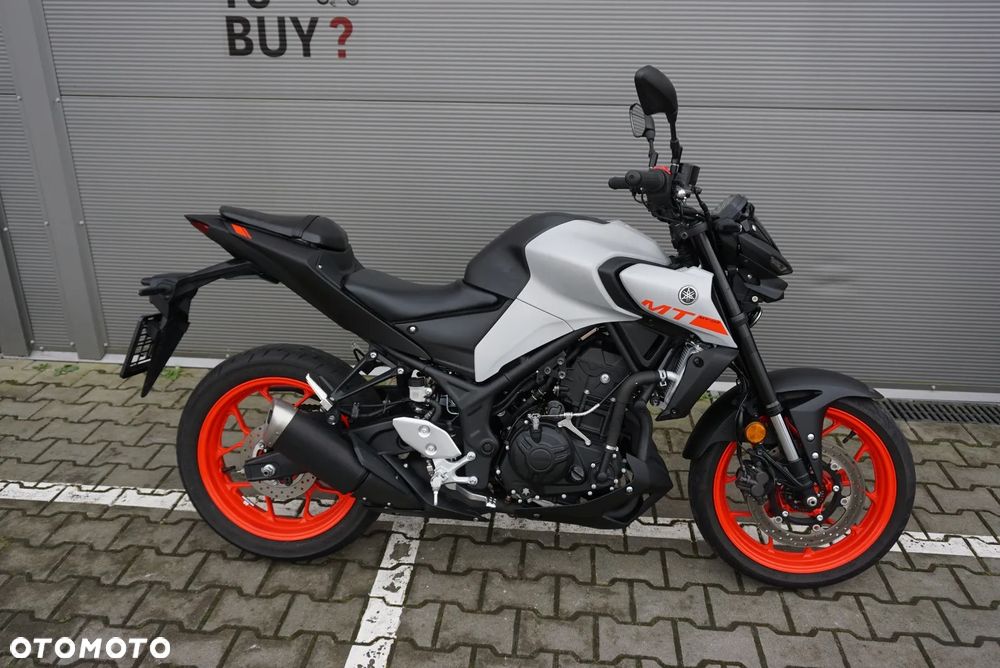 Yamaha MT - 2