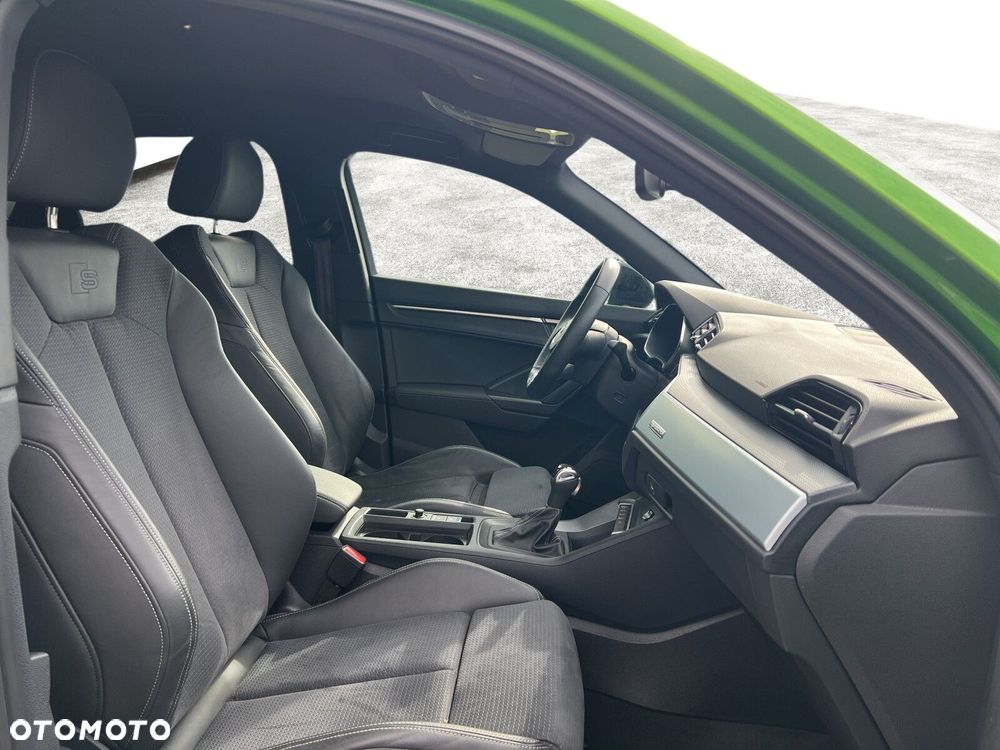 Audi Q3 Sportback 45 TFSI Quattro S-Line S tronic - 20