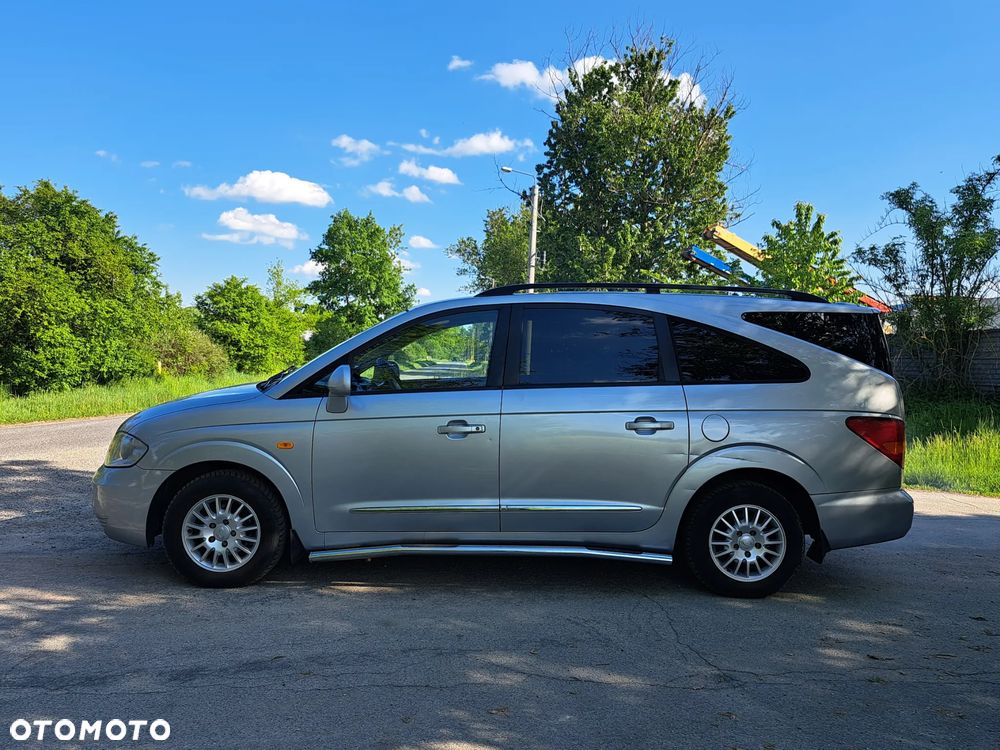SsangYong/KGM Rodius - 33