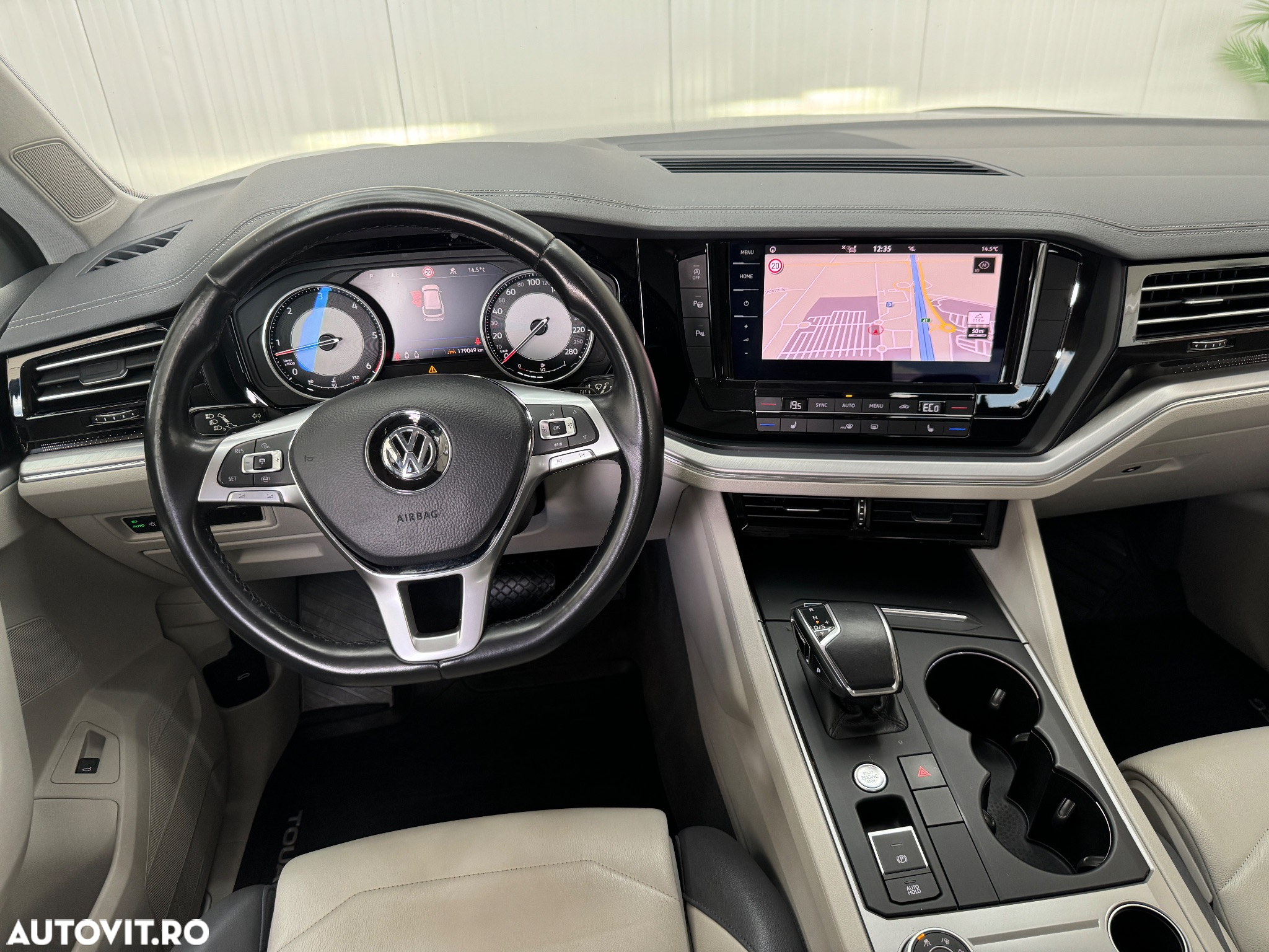 Volkswagen Touareg V6 TDI Elegance - 11