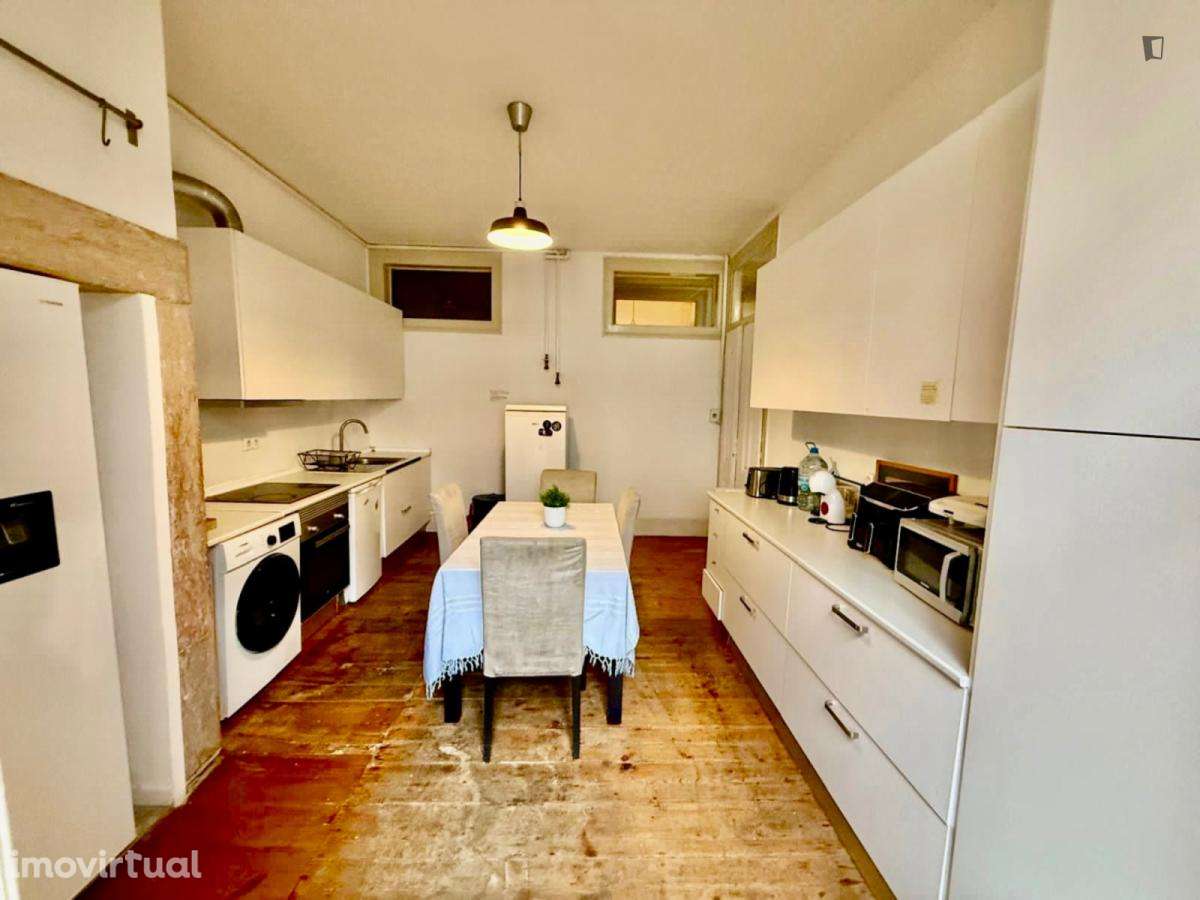 Quarto - localizado em Lisbon - Grande imagem: 3/4