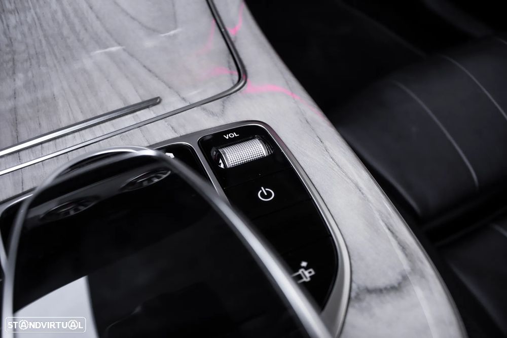 Mercedes-Benz E 200 Aut. - 25