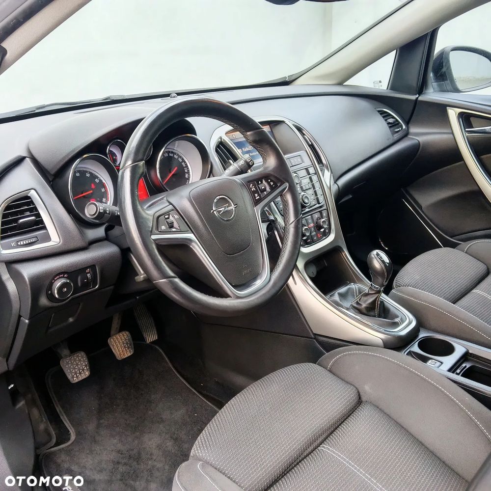 Opel Astra 1.4 Turbo Exklusiv - 13