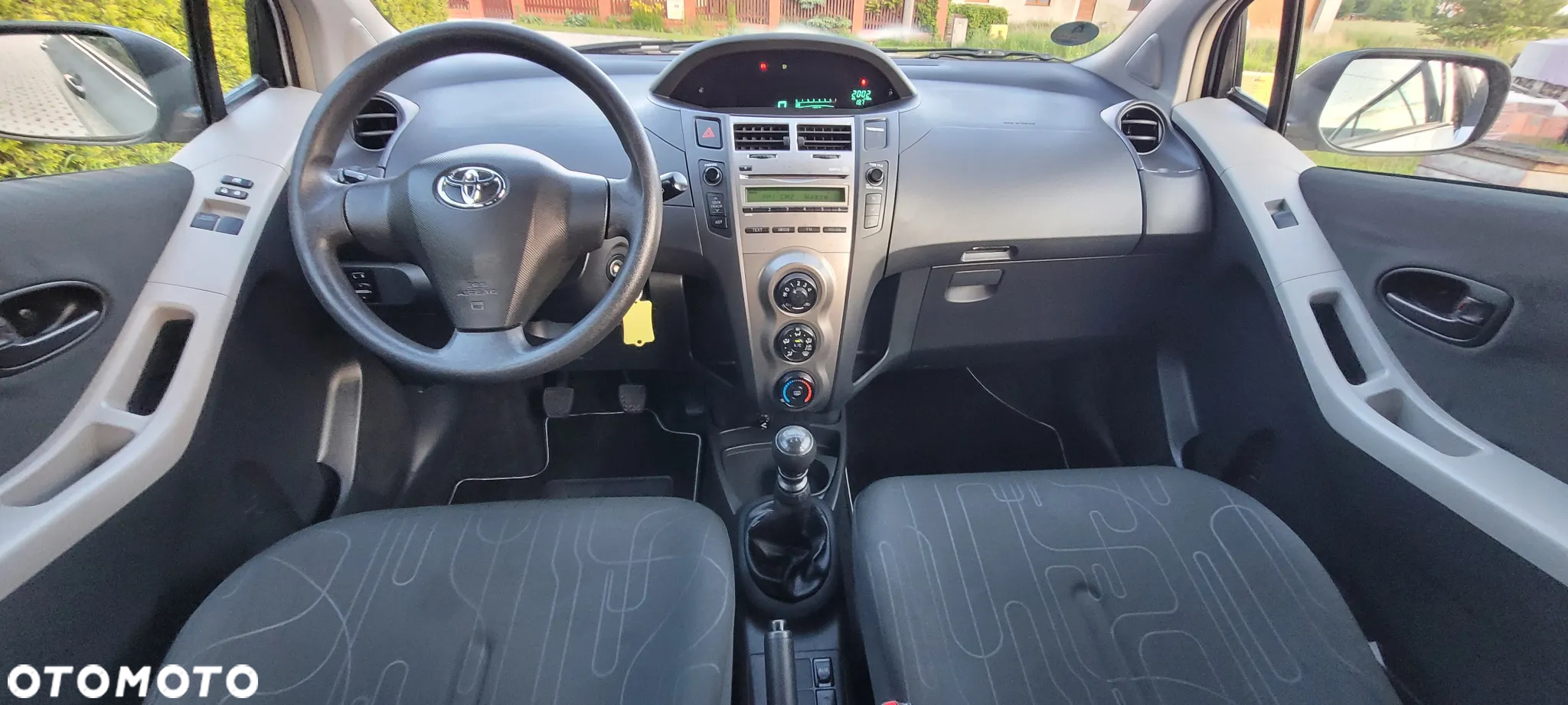 Toyota Yaris 1.33 Luna - 22
