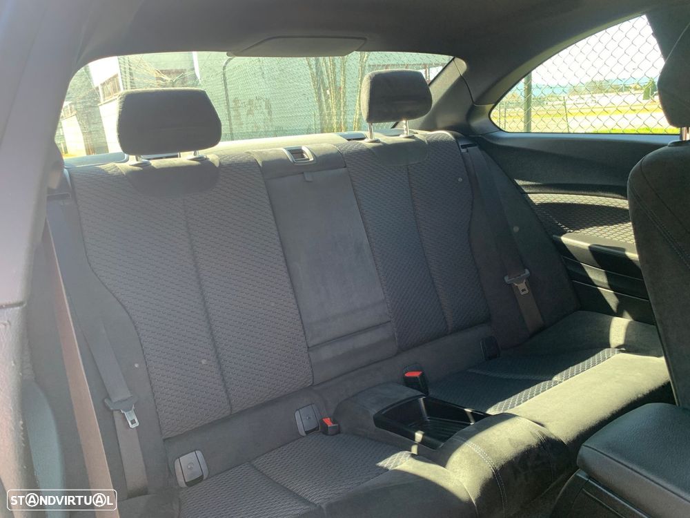 BMW 220 d Coupe Pack M Auto - 23