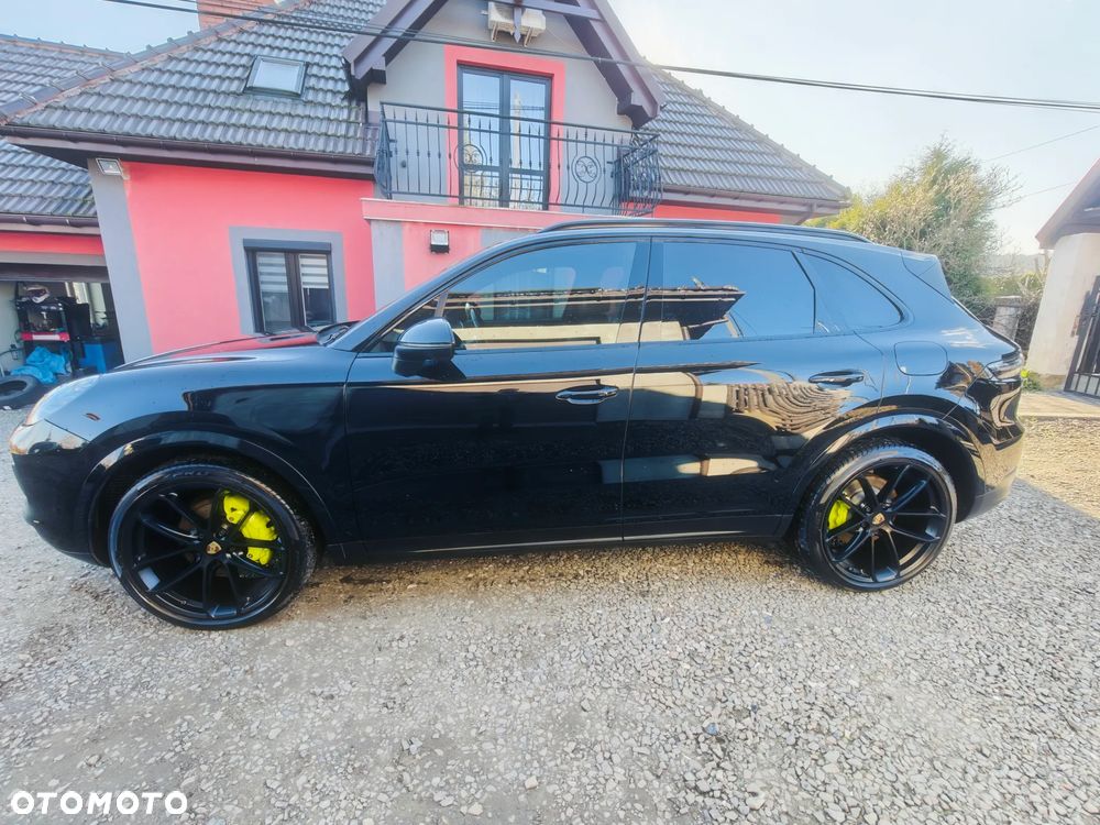 Porsche Cayenne E-Hybrid Platinum Edition - 3