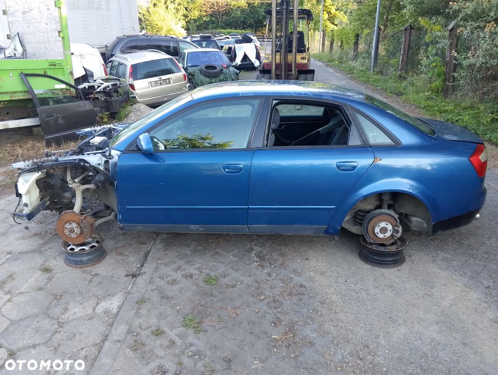 Audi A4 B6 (II) QUATTRO (00-06r.) 1.8 TB R4 20V 149KM. Silnik AVJ Skrzynia FPS lakier LZ5W .Cały na części. GWARANCJA !!! Przód Tył Zestaw Komplet Drzwi Klapa Zderzak Błotnik Maska Grill Atrapa Szyba Pas Lampa Lusterko Boczki Fotel Kanapa Kokpit Deska Rozdzielcza Przełącznik Włącznik Sterownik Przewody Wiązka Instalacja Moduł Komputer Czujnik Listwa Pompa Alternator Wtryski Głowica Rozrusznik Kompresor Sprzęgło Dwumas Silnik Skrzynia ABS Klimatyzacji Paliwa Wspomagania Kolektor Turbina Przepustnica Zawór Chłodnica Koło Hak Belka Sanki Zawieszenie Mcpherson Półoś Amortyzator Wydech Tłumik Zacisk Most - 3