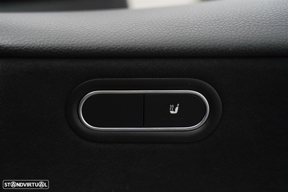 Mercedes-Benz A 250 e AMG Line - 40