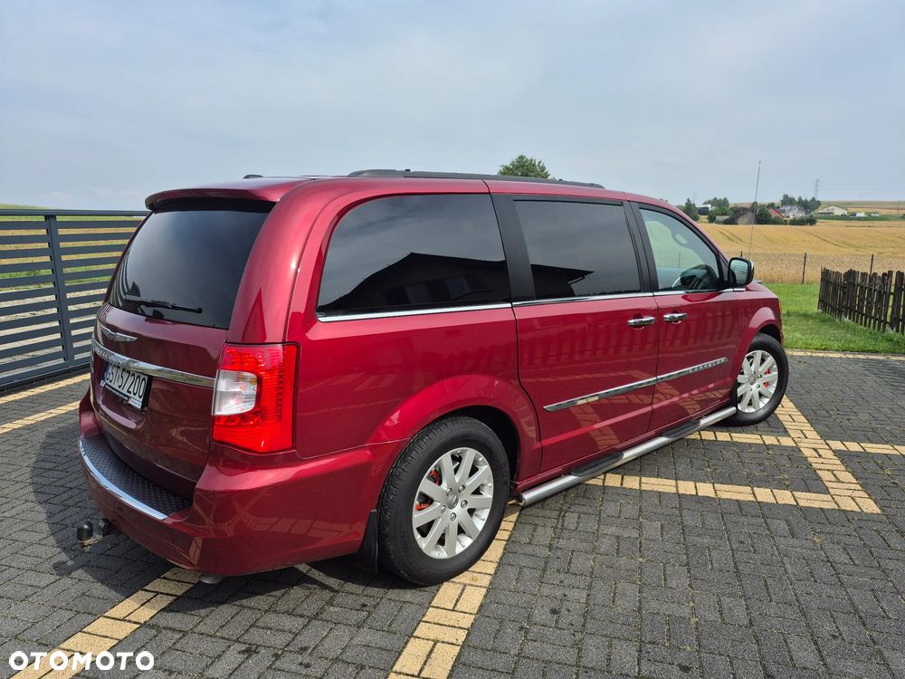 Chrysler Town & Country 3.6 Limited - 4