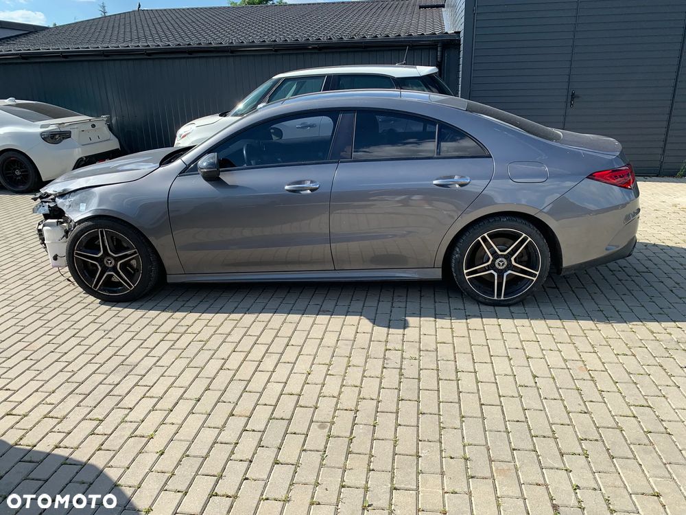Mercedes-Benz CLA 250 4Matic 7G-DCT - 6