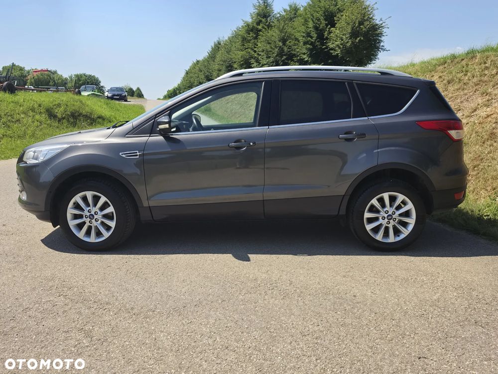 Ford Kuga 2.0 TDCi 2x4 Titanium - 8