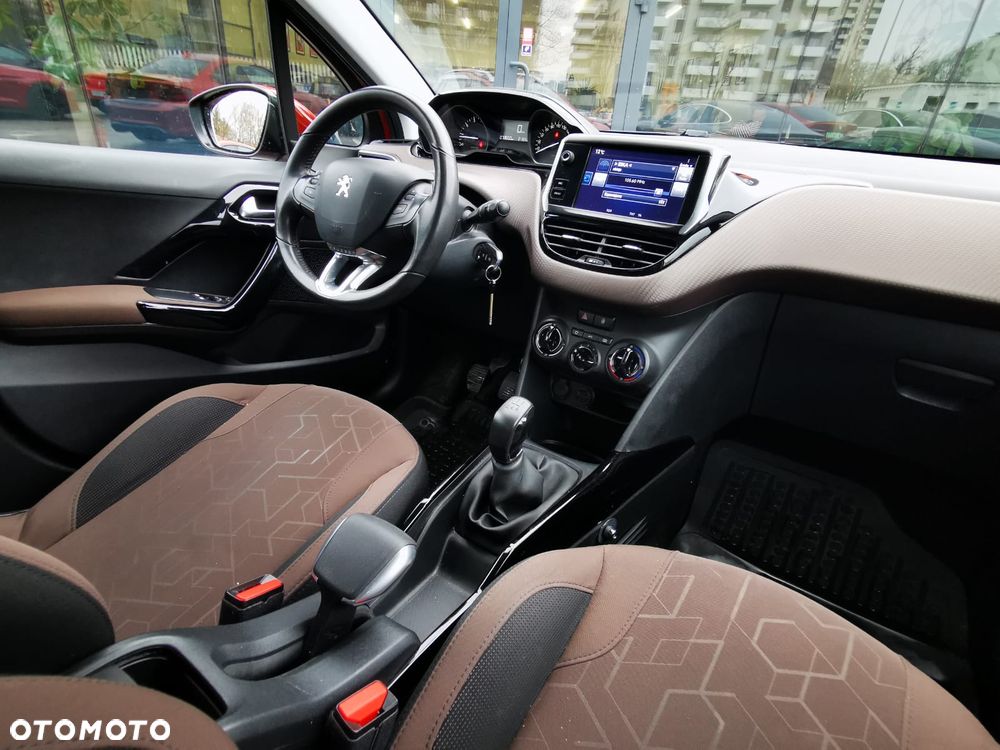 Peugeot 2008 1.2 Pure Tech Active - 13