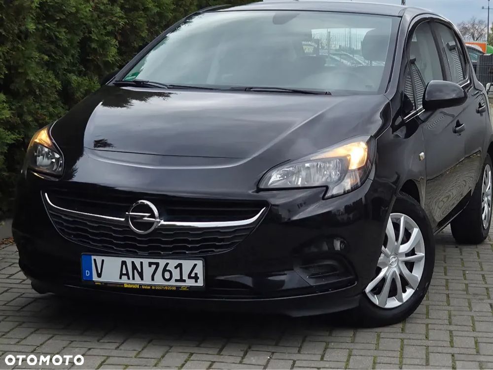 Opel Corsa 1.2 Cosmo - 1