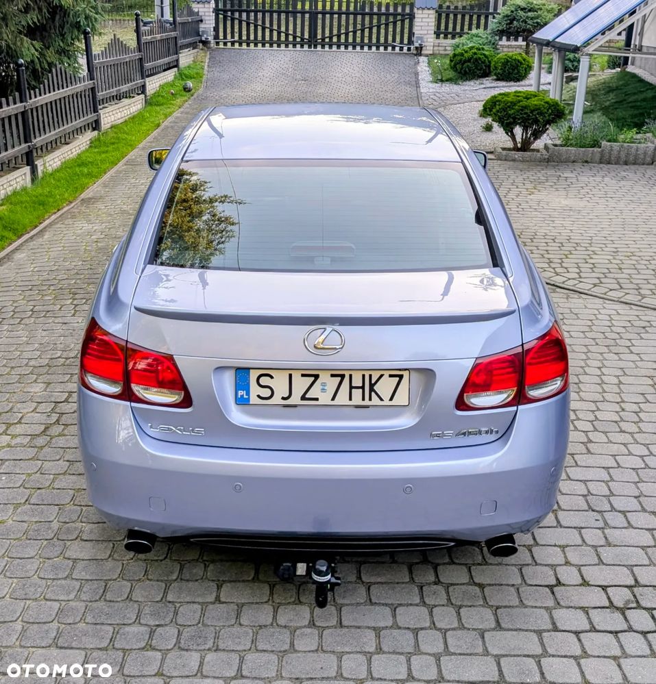 Lexus GS - 10