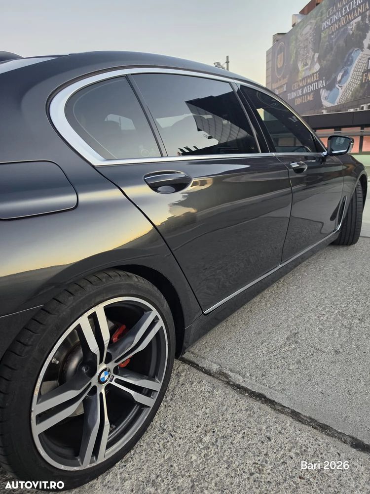 BMW Seria 7 - 17