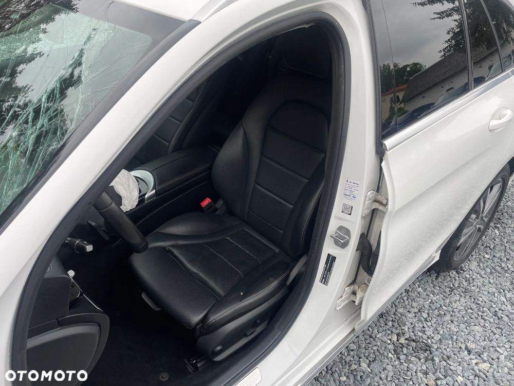 Mercedes-Benz Klasa C 300 d 4Matic 9G-TRONIC Avantgarde - 16