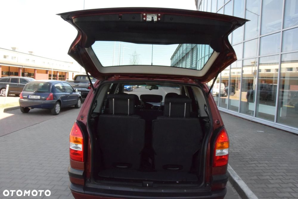 Opel Zafira 1.8 16V Elegance - 24