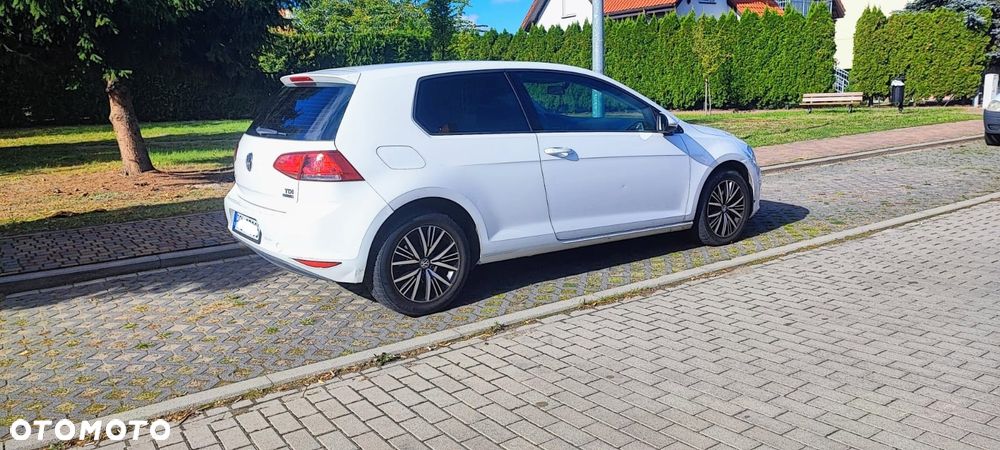 Volkswagen Golf 2013 photo 2