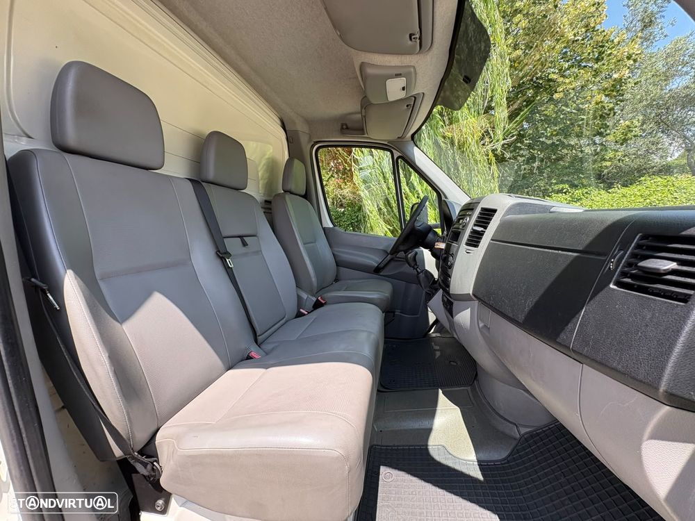 Volkswagen CRAFTER - 20